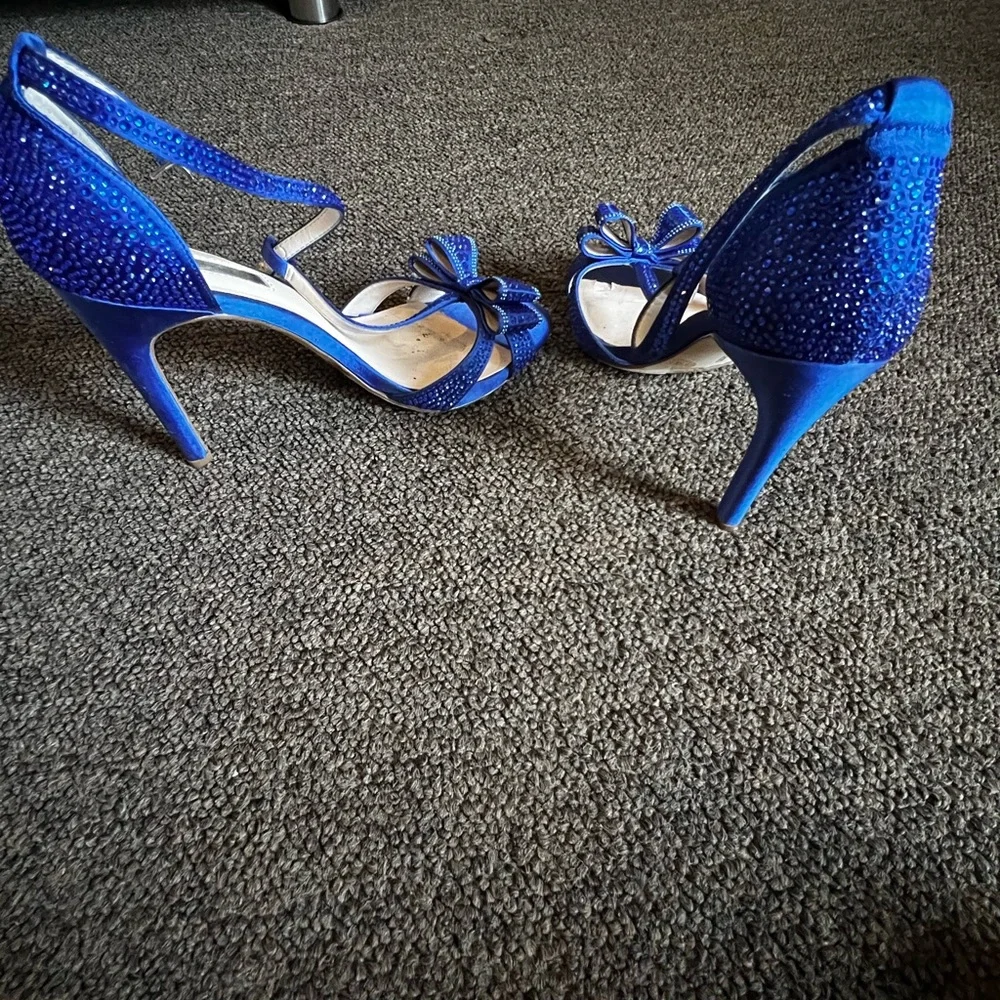 Inc T strap rhinestone bow heels - Picture 7 of 7